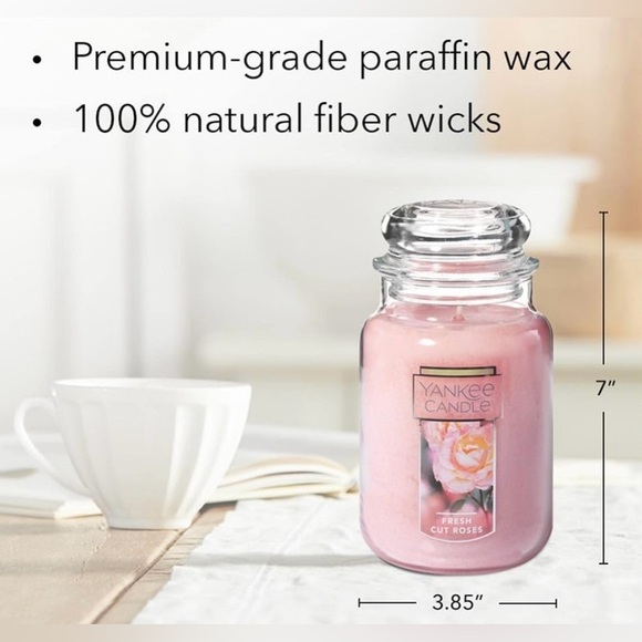 YANKEE Meadow Showers 22 oz. CANDLE RARE SCENT - Picture 6 of 6